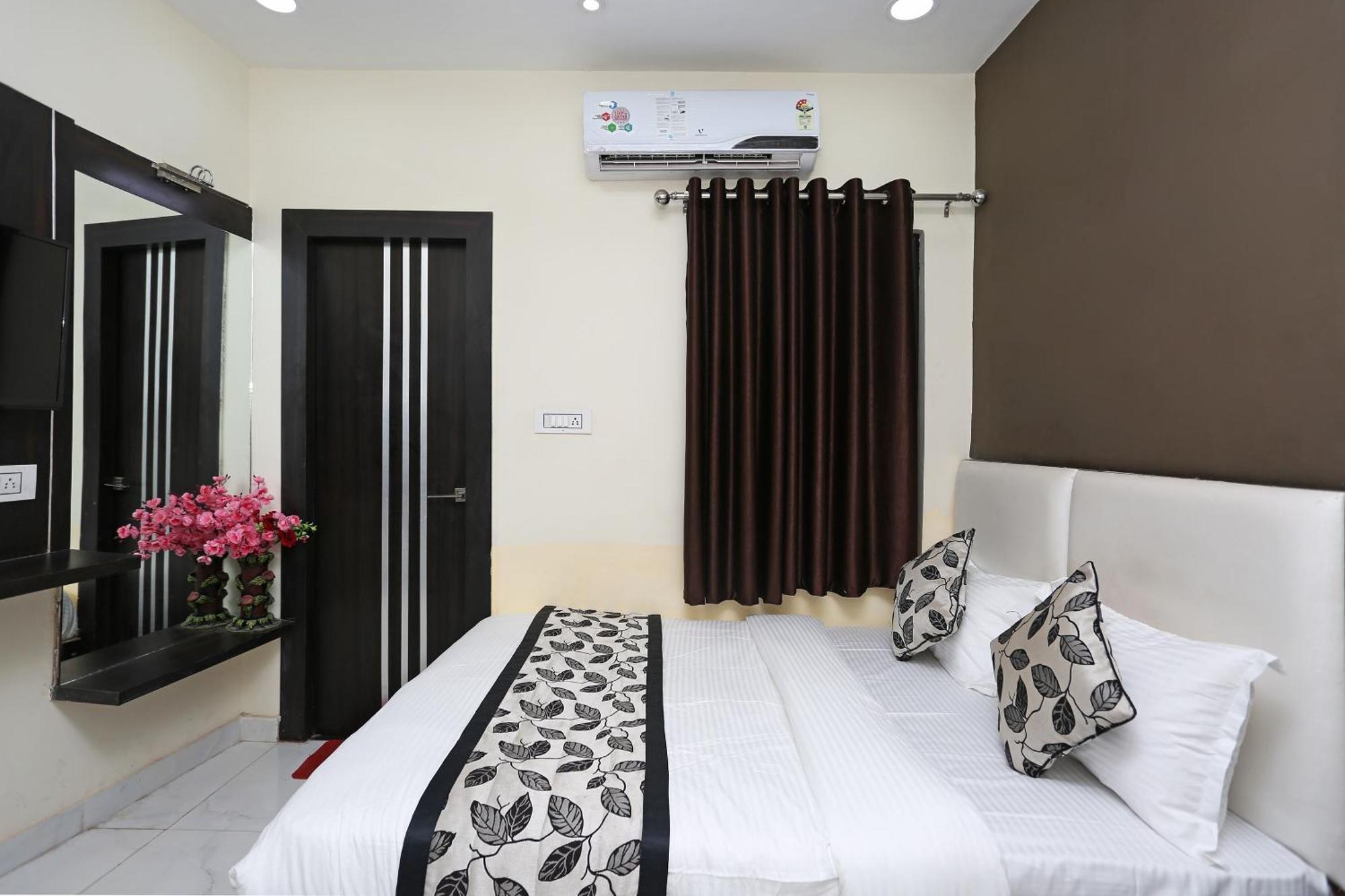 Hotel O Laxmi Privilege Inn Gwalior Exterior foto
